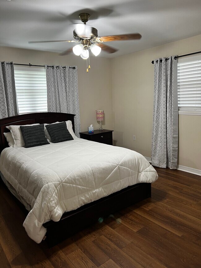 King Bedroom - 226 Sharon Dr
