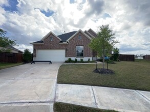 Building Photo - 5602 Caracara St