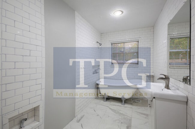 Building Photo - 9410 McKinley St