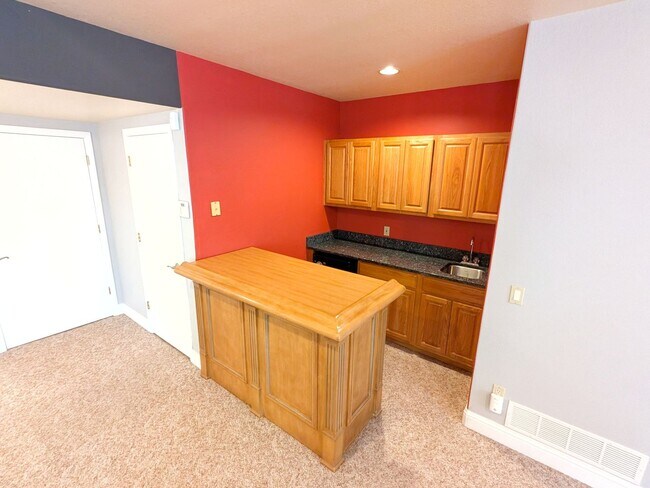 Building Photo - Beautiful Home In Monument