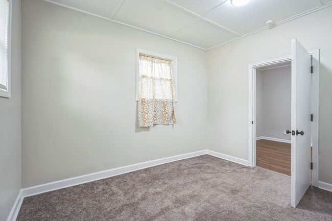 Building Photo - 4BR Brick Ranch with Upgrades & Room to Feel at Home!