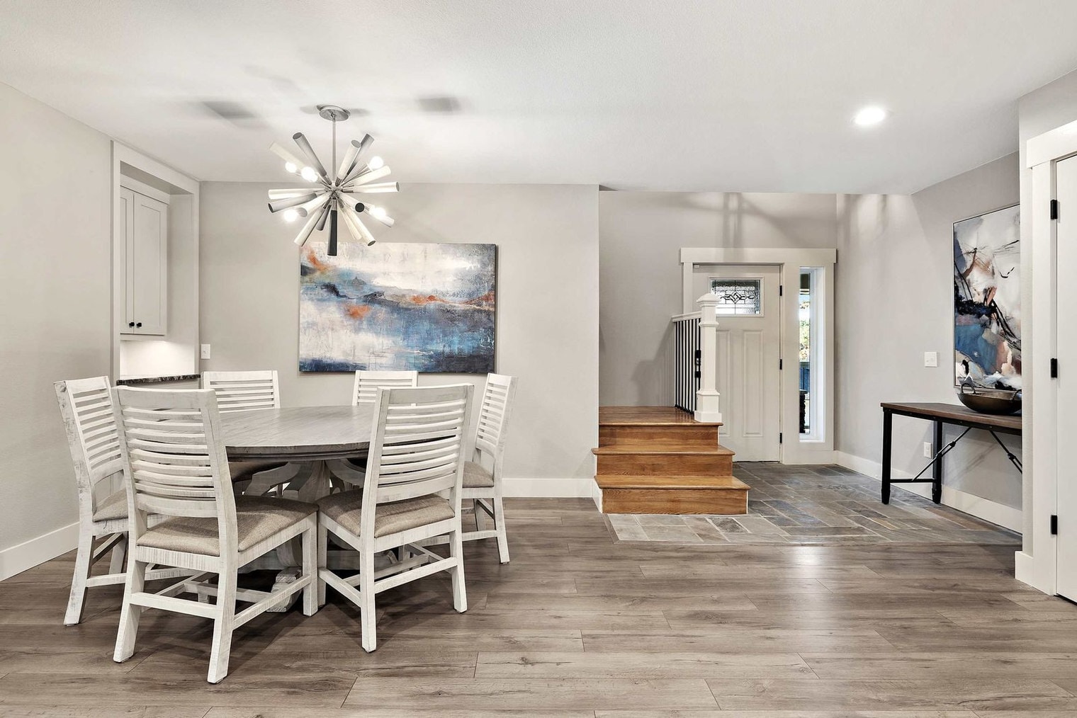 Building Photo - 3225 N Kings Cross