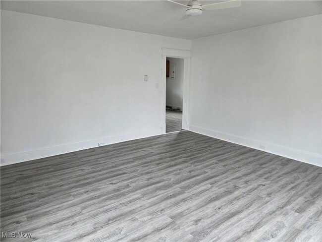 Building Photo - 449 2nd Dr NE