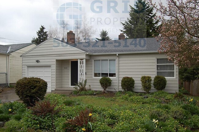 Building Photo - Charming 2 Bedrooms Home in Montavilla!