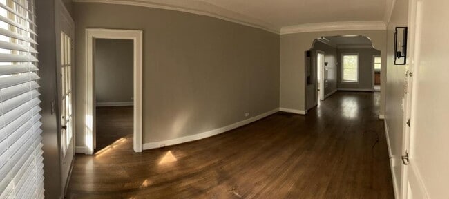 Building Photo - 3212 Pawnee Ave S