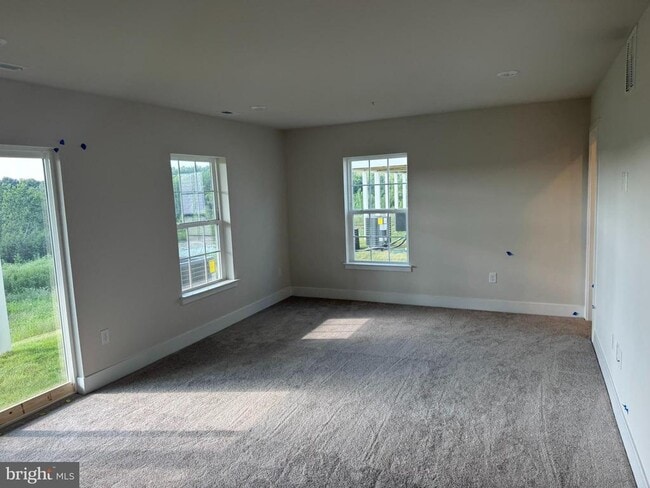 Building Photo - 7730 Meander Ct S