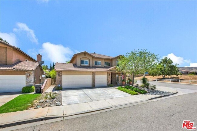 Building Photo - 4100 Waterville Ct