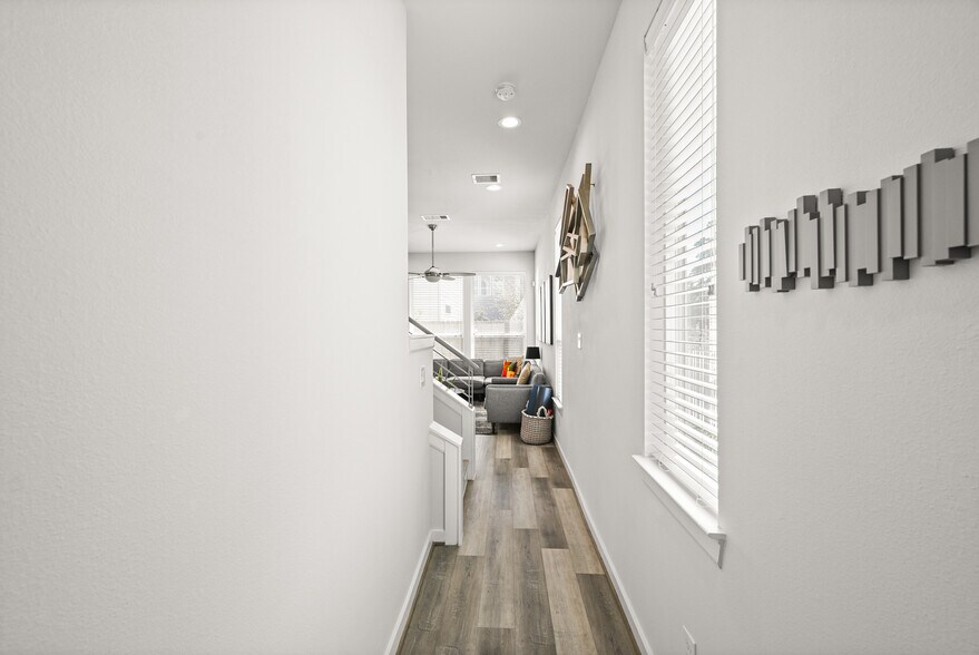 Building Photo - 4002 Elser St