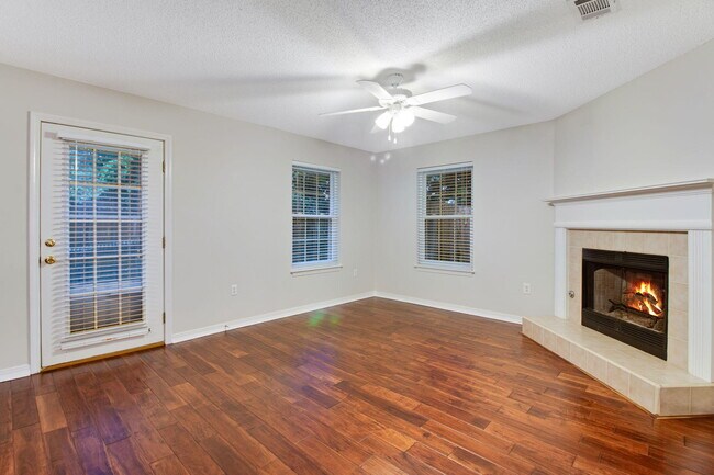 Building Photo - 4678 Windstarr Dr