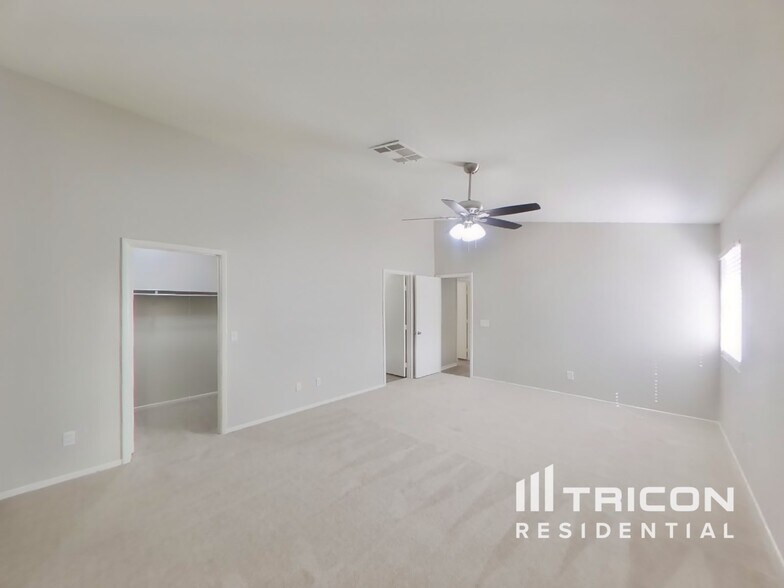 Building Photo - 6375 Cranberry Ln