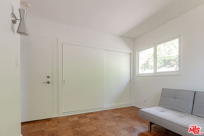 Building Photo - 1430 Rockhaven St