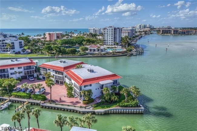 Building Photo - 2258 Gulf Shore Blvd N