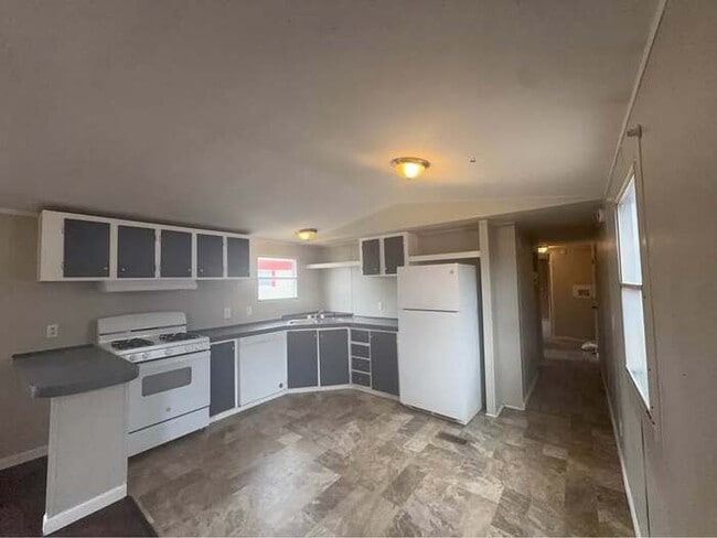 Building Photo - Affordable Mobile Home For Sale