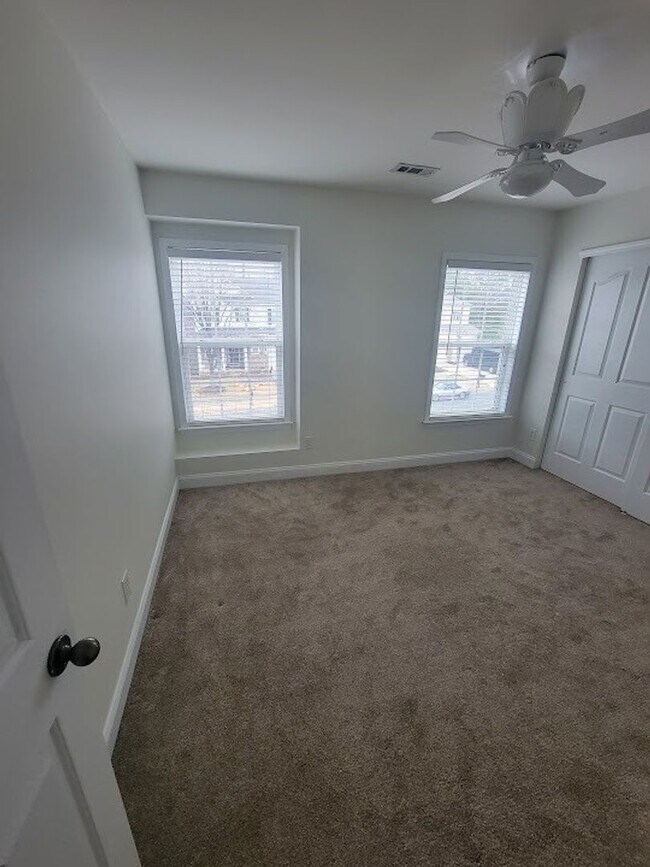 Building Photo - Spacious 4BR Home in Waterlyn in Mooresville