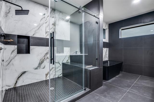 Building Photo - 6301 Tiffany Oaks Ln