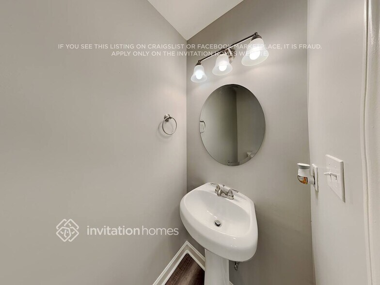 Building Photo - 6721 2nd Ave