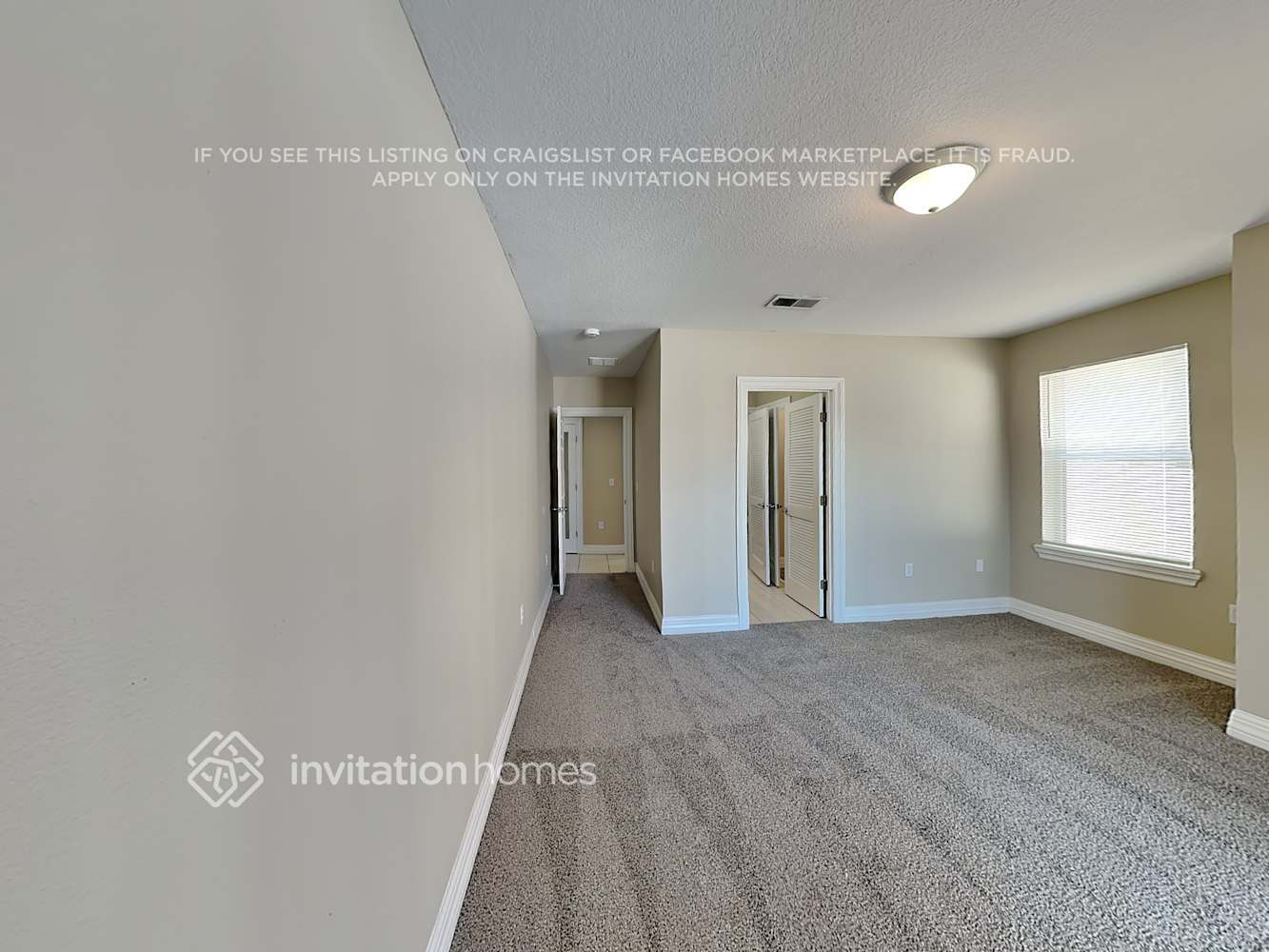 Building Photo - 10613 Lakeshore Dr