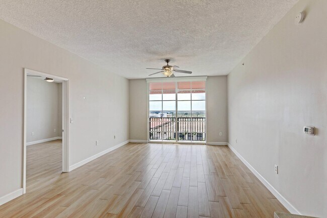 Building Photo - 651 Okeechobee Blvd