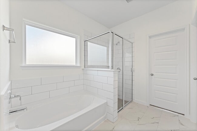 Building Photo - 11824 Whirlaway Dr