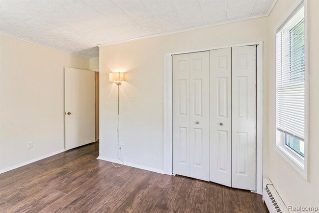 Building Photo - 4350 Otter Lake Rd