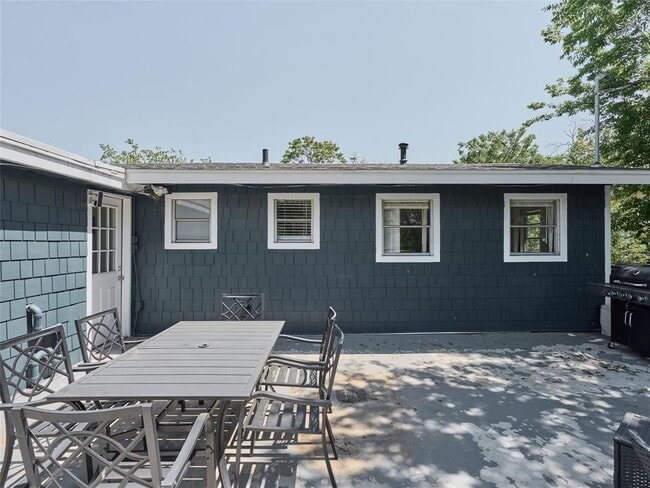 Building Photo - 7706 Delafield Ln