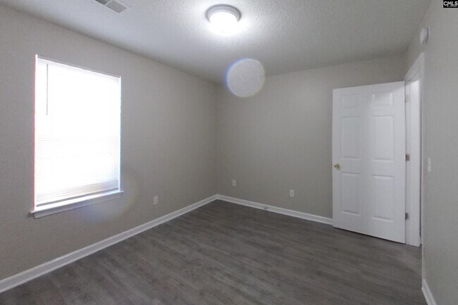 Building Photo - 1310 May Oak Cir