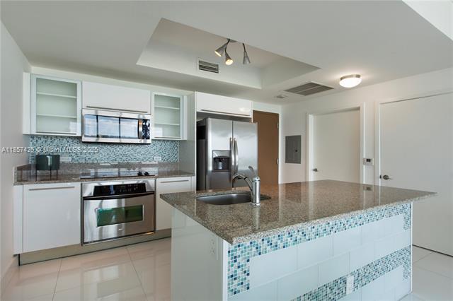 Building Photo - 888 Biscayne Blvd