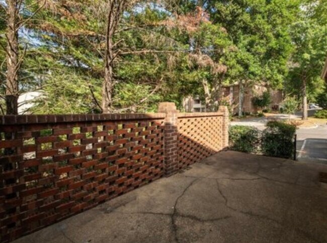 Building Photo - 1661 Patton Chapel Rd