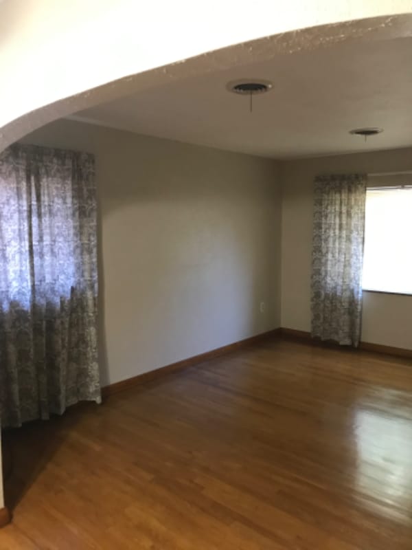 Building Photo - 224 Norway Ave