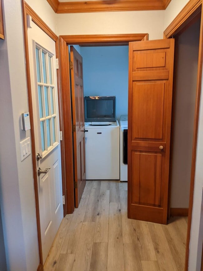 Building Photo - 5990 Idlewild Rd