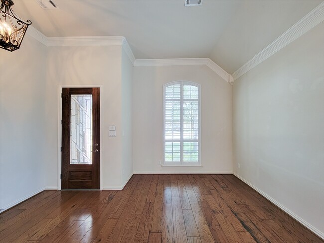 Building Photo - 18419 E Morgans Bend Dr