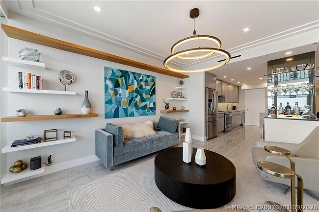 Building Photo - 2200 S Ocean Ln