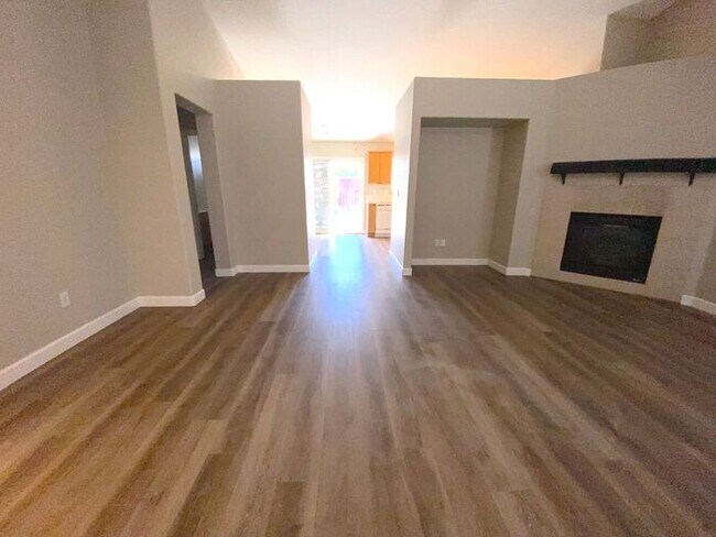 Building Photo - Sky Vista in Stead - Single Story Home with Fireplace and Mountain Views