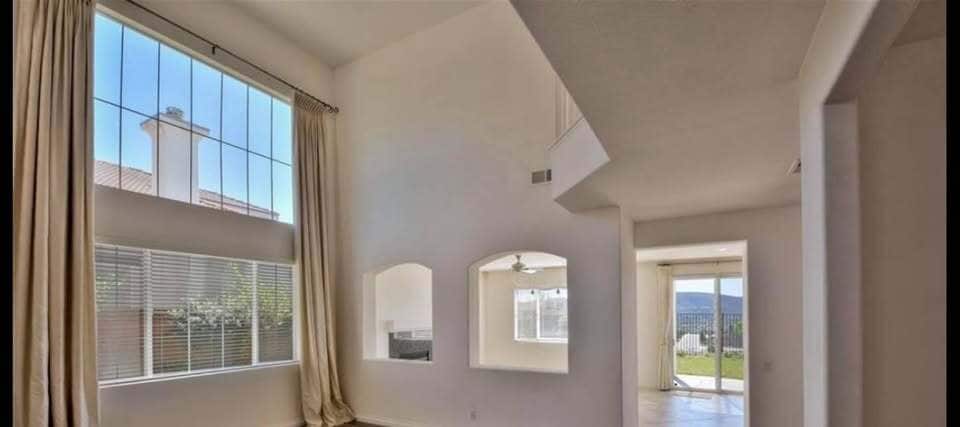 Building Photo - 721 Helmsdale Rd