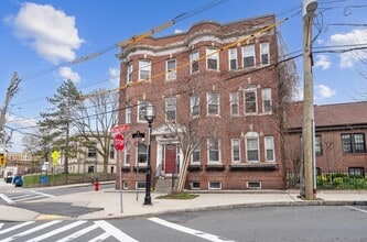 Building Photo - 221 Shurtleff St