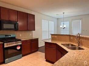 Building Photo - 3403 Braddock Ln