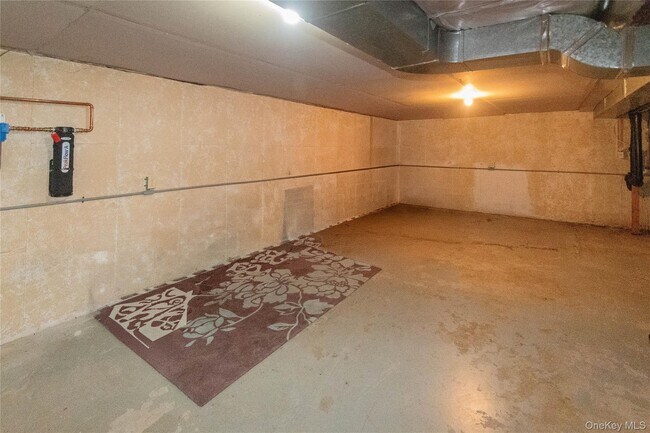 Building Photo - 99 Boniface Dr