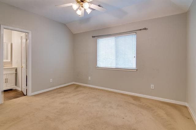 Building Photo - 2212 Bayou Ct