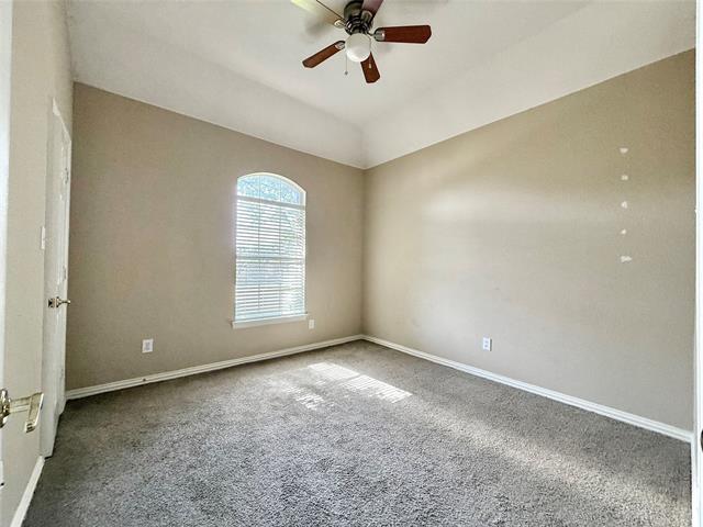 Building Photo - 17712 River Chase Dr