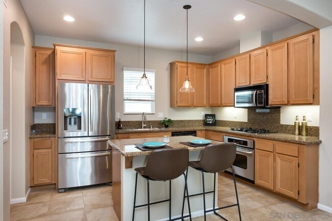 Building Photo - 16925 Vasquez Way