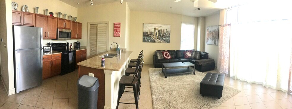 Building Photo - 1510 9th St