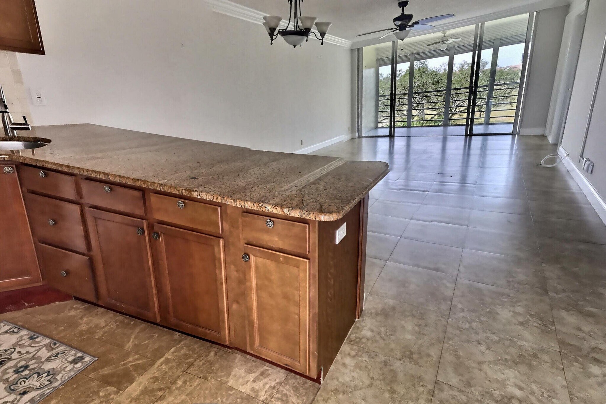 Building Photo - 3080 N Course Dr