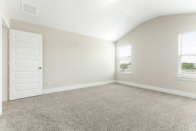 Building Photo - Easy Living in North Richland Hills