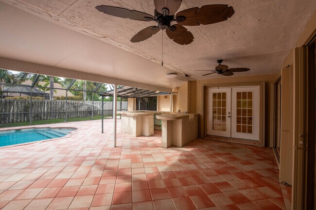 Building Photo - 1559 Grantham Dr