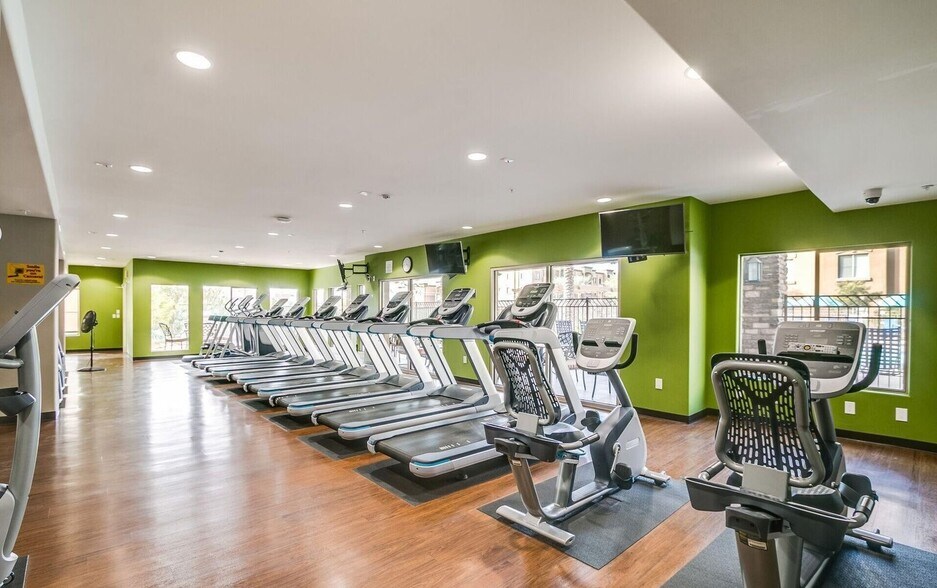 Building Photo - 5450 E Deer Valley Dr