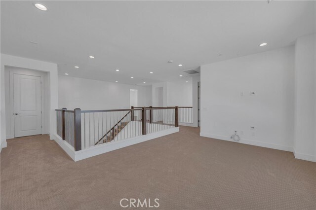 Building Photo - 27510 Elderberry Dr