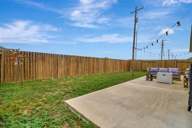 Building Photo - 388 Kendall Crest Dr