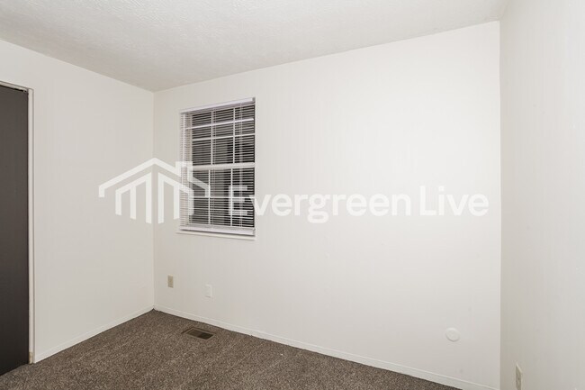 Building Photo - 7665 Pomeranian Dr