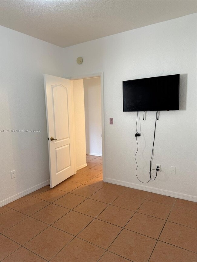 Building Photo - 17044 SW 137th Ct