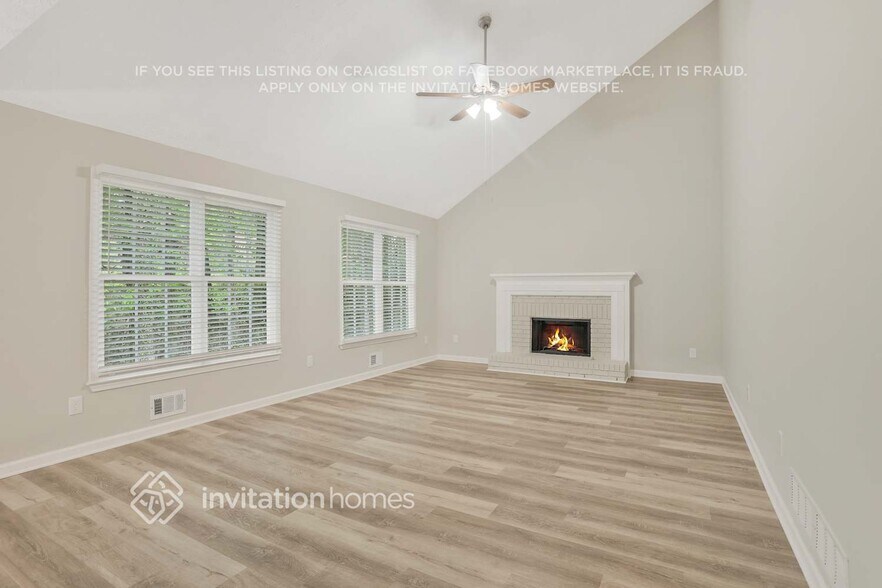 Building Photo - 3386 Woodlaurel Dr